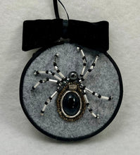 Load image into Gallery viewer, Vintage Cufflink Silver & Black Agate on Grey 3 Inch Hoop Spider
