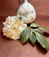 Load image into Gallery viewer, Beaded Black & White Crackle Glass Spiderling