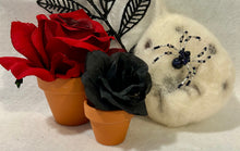 Load image into Gallery viewer, Beaded Blue Goldstone Spiderling