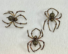 Load image into Gallery viewer, Beaded Metal Filigree Spiderling