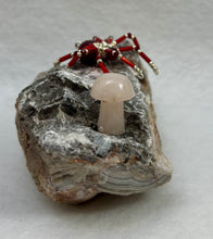 Load image into Gallery viewer, Crazy Lace Display with Ruby Chalcedony Spiderling