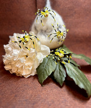 Load image into Gallery viewer, Beaded Emoji Spiderling