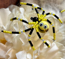 Load image into Gallery viewer, Beaded Emoji Spiderling