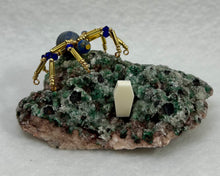 Load image into Gallery viewer, Epidote Display with Blue Lapis Spiderling