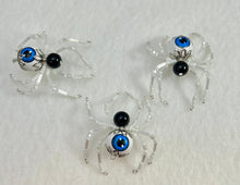 Load image into Gallery viewer, Beaded Eye Ball Spiderling