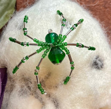 Load image into Gallery viewer, Beaded Green Glass Spiderling