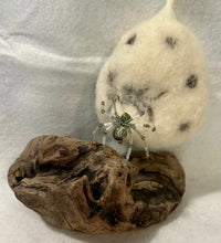 Load image into Gallery viewer, Beaded Green Zebra Jasper Spiderling
