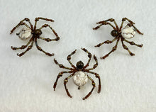 Load image into Gallery viewer, Beaded Magnesite Spiderling