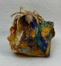 Load image into Gallery viewer, Malachite & Azurite Display with Champagne Druzy Spiderling