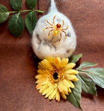 Load image into Gallery viewer, Beaded Orange Pumpkin Spiderling