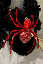Load image into Gallery viewer, Beaded Red Skull Spider