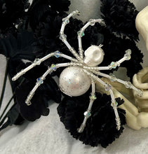 Load image into Gallery viewer, Beaded White Skull Spider