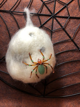 Load image into Gallery viewer, Beaded Green Aventurine Spiderling