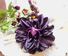 Load image into Gallery viewer, Beaded Purple Passion Spider