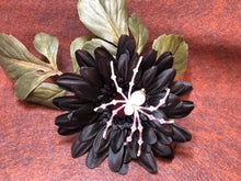 Load image into Gallery viewer, Beaded Rose Quartz Spider