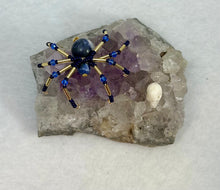 Load image into Gallery viewer, Amethyst Display with Sodalite Spiderling
