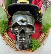 Load image into Gallery viewer, Black Lucite Skull &amp; Spider Wreath Display
