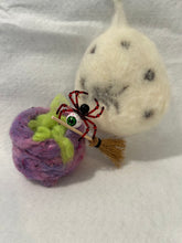 Load image into Gallery viewer, Beaded Bloody Eye Ball Spiderling

