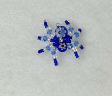 Load image into Gallery viewer, Hand Made Glass Blue Floral Jumping Spider
