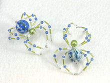 Load image into Gallery viewer, Beaded Blue Swirl Spider
