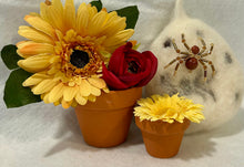 Load image into Gallery viewer, Beaded Brown Goldstone Spiderling
