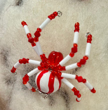 Load image into Gallery viewer, Beaded Peppermint Twist Spiderling
