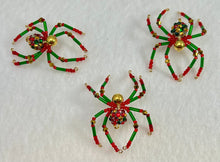 Load image into Gallery viewer, Beaded Christmas Sparkle Spiderling
