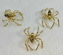 Load image into Gallery viewer, Beaded Gold Metal Skull Spiderling
