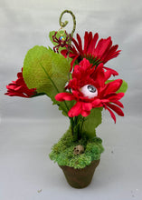 Load image into Gallery viewer, Red Daisy Eyeball Flower Pot with Purple Glass Mini Spider
