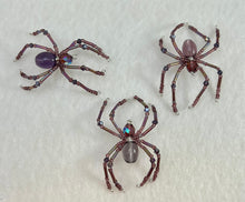 Load image into Gallery viewer, Beaded Purple Glass Spiderling
