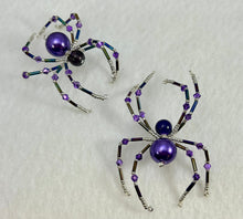 Load image into Gallery viewer, Beaded Purple Pearl Spider
