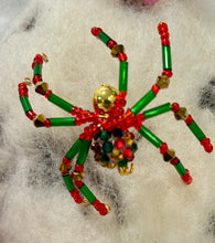 Load image into Gallery viewer, Beaded Christmas Sparkle Spiderling
