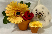 Load image into Gallery viewer, Beaded Tiger's Eye Spiderling
