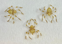 Load image into Gallery viewer, Beaded Yellow Crackle Glass Spiderling
